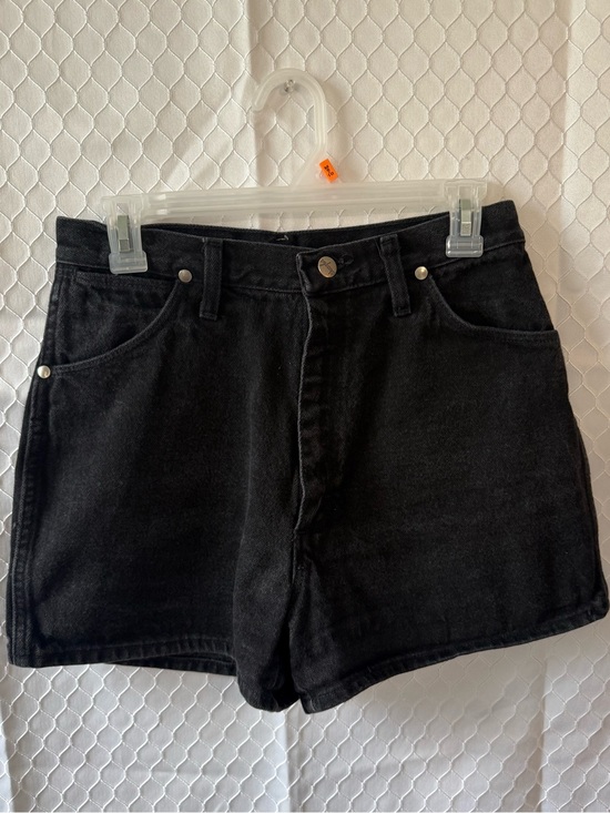Wrangler Pants - Wrangler black denim shorts